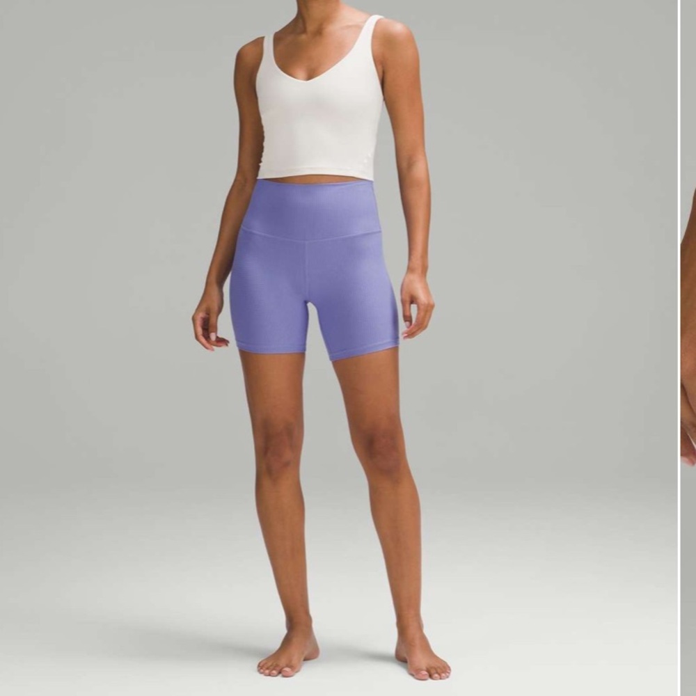 • Lululemon • High-Rise Yoga Short 6" *Grid Texture Dark Lavender / Purple 4